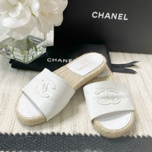 Chanel Espadrilla Lambskin Leather - Picture 1 of 14
